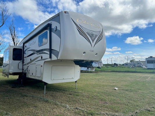 2013 Cedar Creek 360RL